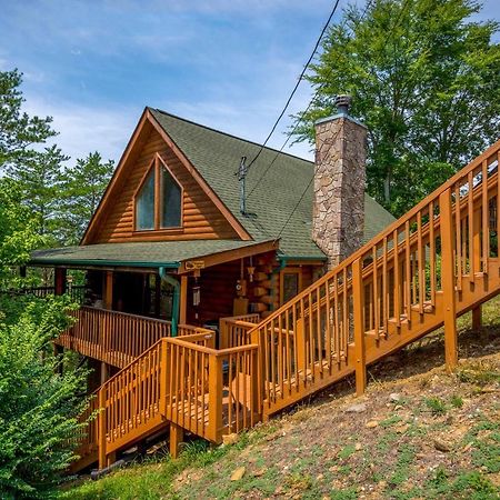Inviting Sevierville Cabin With Deck And Hot Tub! المظهر الخارجي الصورة