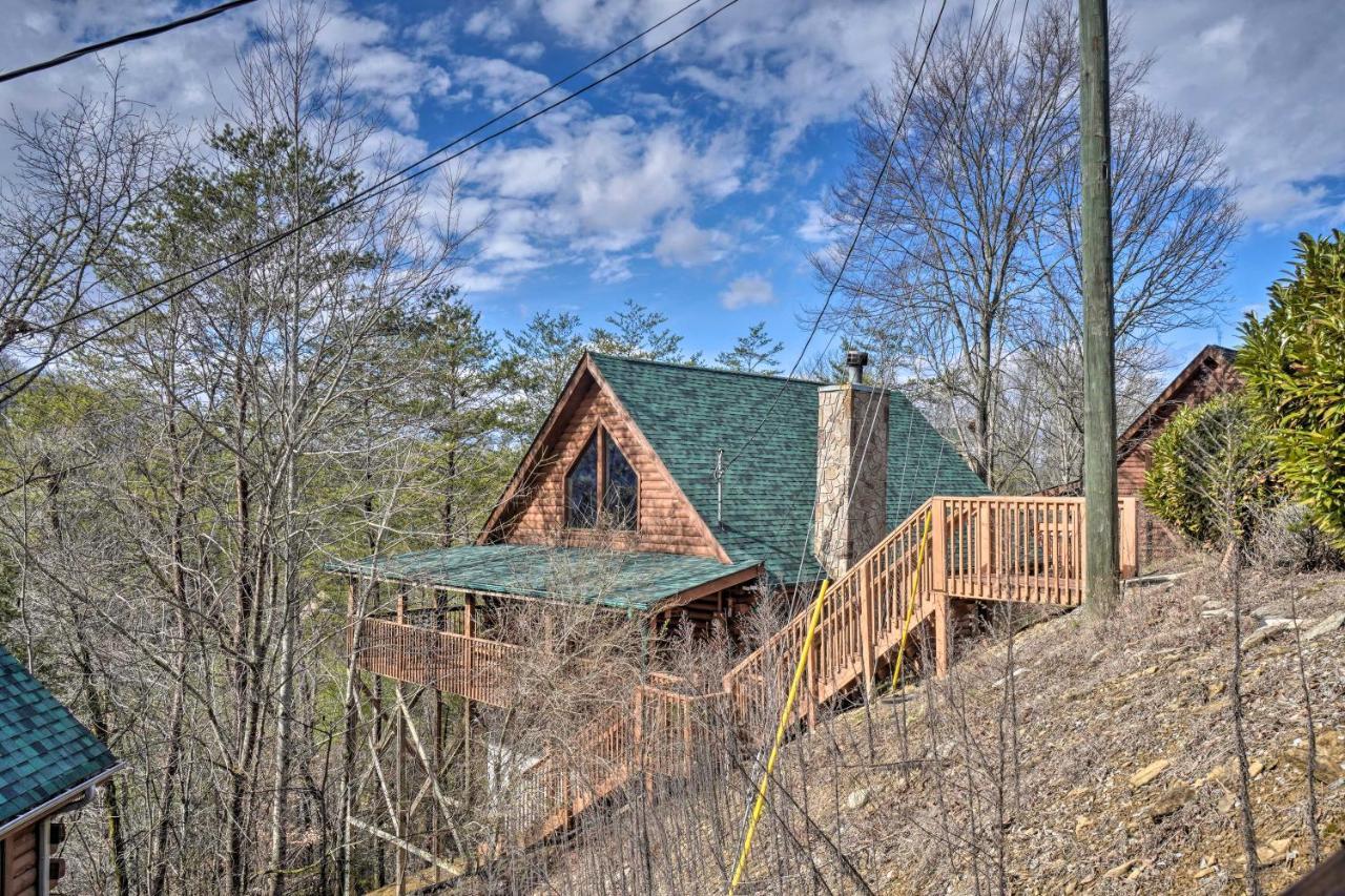 Inviting Sevierville Cabin With Deck And Hot Tub! المظهر الخارجي الصورة